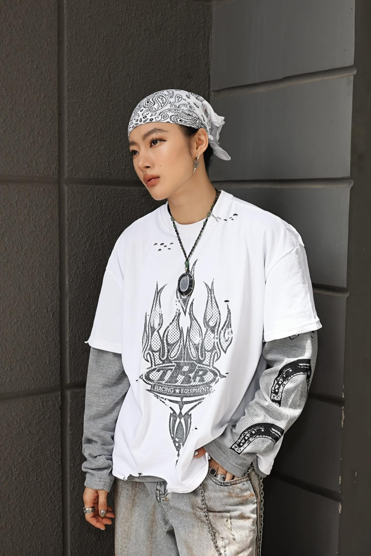 Đến thời điểm hiện tại, Angela Phương Trinh chưa đưa ra bất kỳ phản hồi nào liên quan đến loạt hình ảnh đang lan truyền.