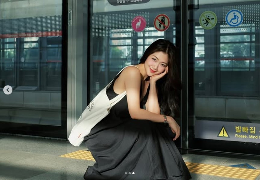 Trái với suy nghĩ của nhiều người rằng "chân dài" thường đi liền với con đường nghệ thuật đơn thuần, Tôn Nữ Nam Phương lại sở hữu một nền tảng học vấn vững chắc.