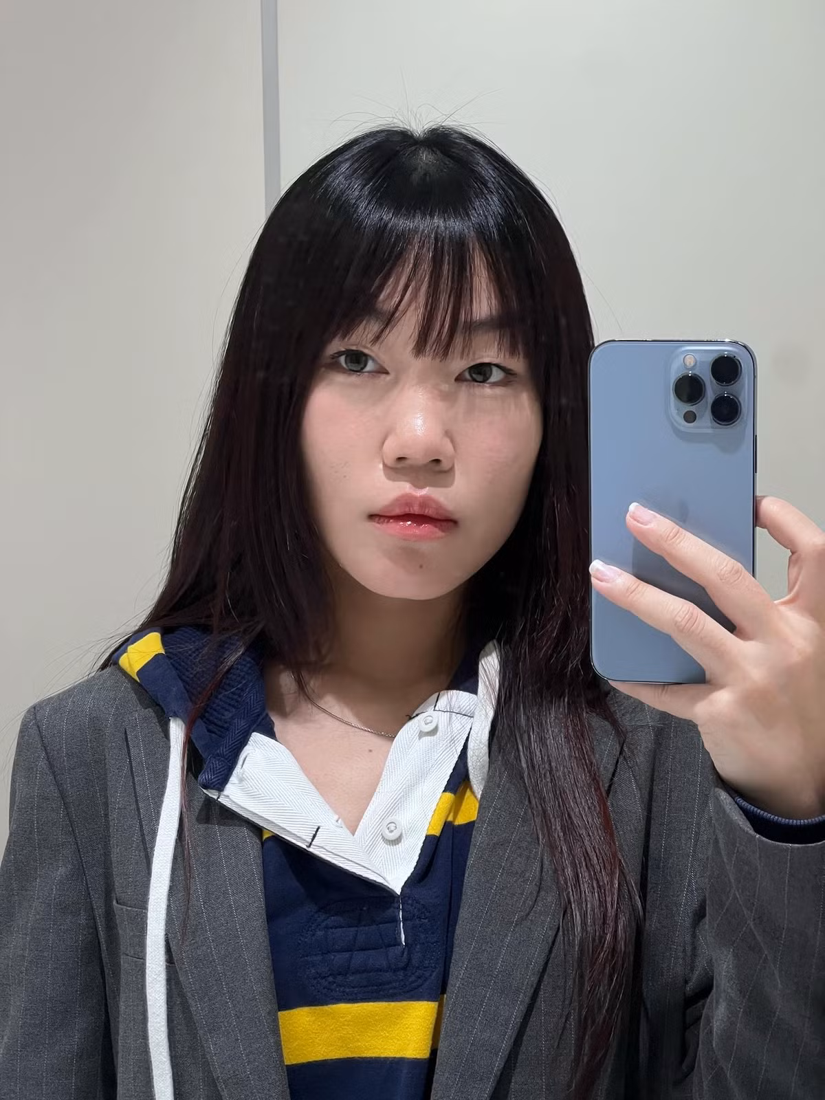 Hiện tại, những đoạn clip trên show hẹn hò này của Lê Thụy đang viral trên mạng xã hội. Thu hút nhiều lượt tương tác. Nhiều người bày tỏ sự bất ngờ khi thấy Lê Thụy đang đi du học ở Nhật Bản bất ngờ xuất hiện ở Việt Nam - tham gia show hẹn hò. Có lẽ cô đàng đã muốn "thoát ế" lắm rồi đây.