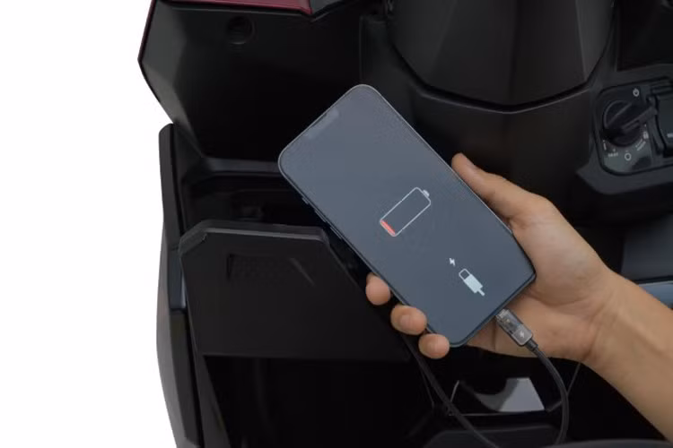 Mẫu xe này được chứng nhận là Xe tiết kiệm năng lượng (EEV) và đạt xếp hạng 3 sao trong Chương trình đánh giá xe máy Malaysia (MyMAP).