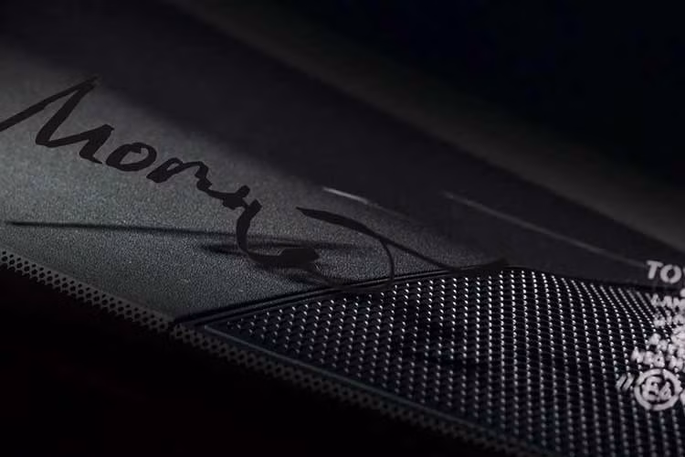 Tuy nhiên, điểm đáng tiếc là mẫu xe hiệu năng cao GR Yaris Morizo RR nhà Toyota sẽ có số lượng cực kỳ hạn chế: chỉ 100 xe được bán ra tại Nhật Bản, cùng 100 xe khác dành cho thị trường châu Âu.