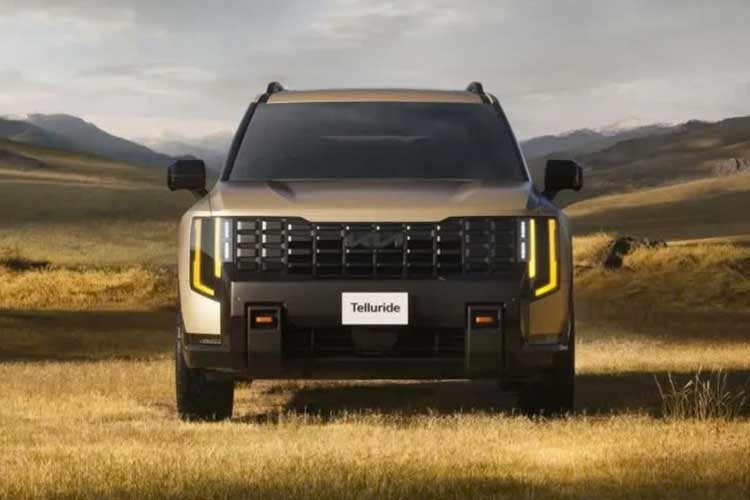 Chọn Kia Telluride 2026 phiên bản SX sẽ có giá 50.335 đô la, mặc dù một số biến thể dựa trên phiên bản này có thể đắt hơn đáng kể. Phiên bản cao cấp nhất SX-Prestige X-Pro có giá 58.335 đô la, khoảng 1,5 tỷ đồng, một mức giá khá cao đối với một chiếc SUV cỡ trung được cho là có giá cả tương đối phải chăng.