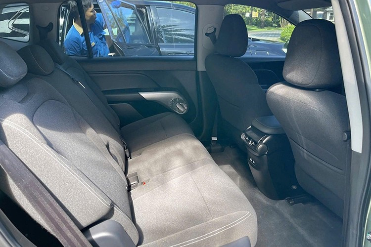 View - Cận cảnh VinFast Limo Green giá 749 triệu tại Việt Nam, trang bị xịn sò | Báo Tri thức và Cuộc sống - TIN TỨC PHỔ BIẾN KIẾN THỨC 24H