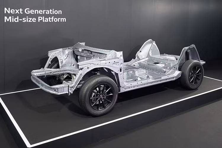 Đối với thị trường Bắc Mỹ, hãng xe Honda sẽ trình làng hệ động lực hybrid V6 hoàn toàn mới dành cho các mẫu sedan và SUV cỡ lớn của mình từ năm 2027.