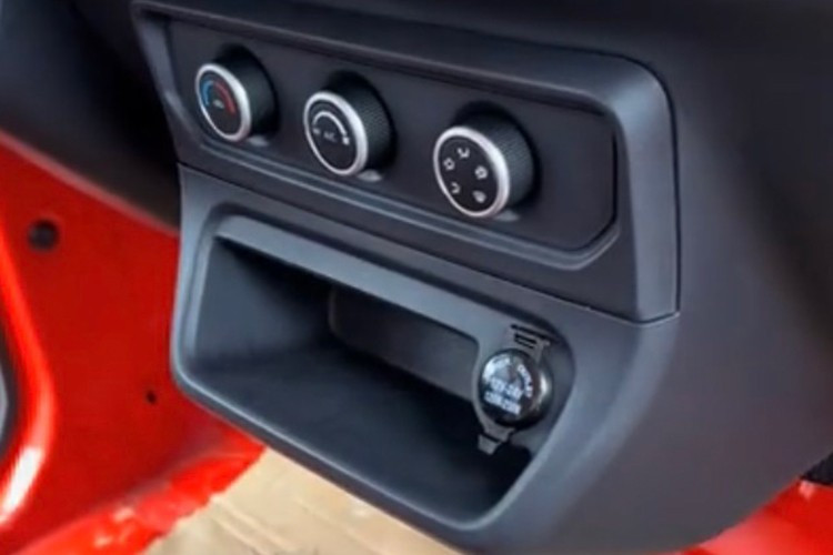 View - Xe tải điện VinFast EC Van lần đầu lộ nội thất thực tế | Báo Tri thức và Cuộc sống - TIN TỨC PHỔ BIẾN KIẾN THỨC 24H