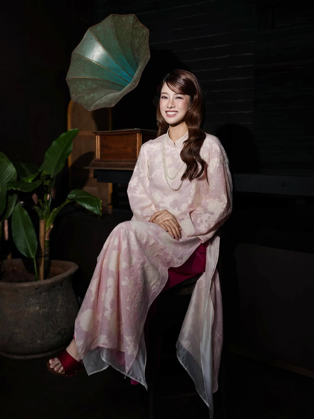 Trình Mỹ Duyên sinh năm 1995, là gương mặt quen thuộc với khán giả truyền hình và điện ảnh Việt.