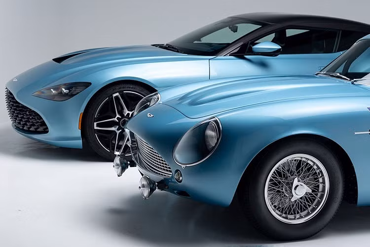 Chỉ có 19 chiếc cặp đôi như vậy được sản xuất, và việc giao xe cho khách hàng sẽ bắt đầu vào quý IV năm 2020. Thương hiệu Anh Quốc ban đầu định giá một chiếc cặp đôi lên đến 8 triệu đô la, một con số nghe có vẻ điên rồ. Mặt khác, chỉ riêng chiếc DB4 GT Zagato Continuation đã là một giấc mơ đối với bất kỳ người đam mê xe hơi nào.