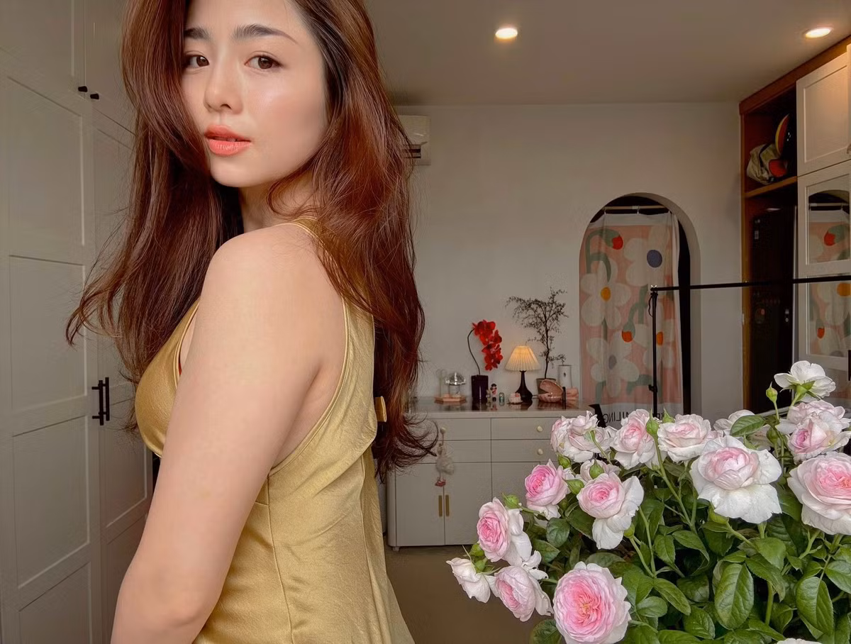 Trên trang cá nhân của mình, Nam Thương thường đăng tải những khoảnh khắc hạnh phúc, giản dị bên gia đình.