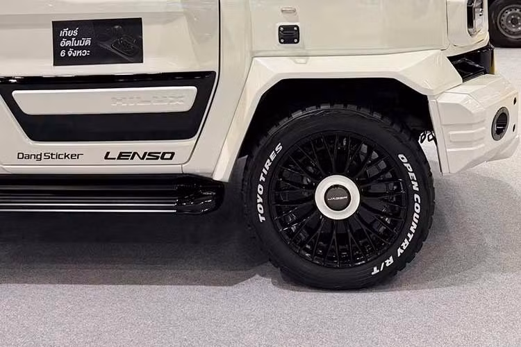 Toyota không công bố chi tiết kỹ thuật của bản độ này, tuy nhiên nhiều khả năng xe vẫn sử dụng động cơ diesel tăng áp 2.4L nguyên bản, cho công suất khoảng 148 mã lực, kết hợp hộp số tự động và hệ dẫn động cầu sau.