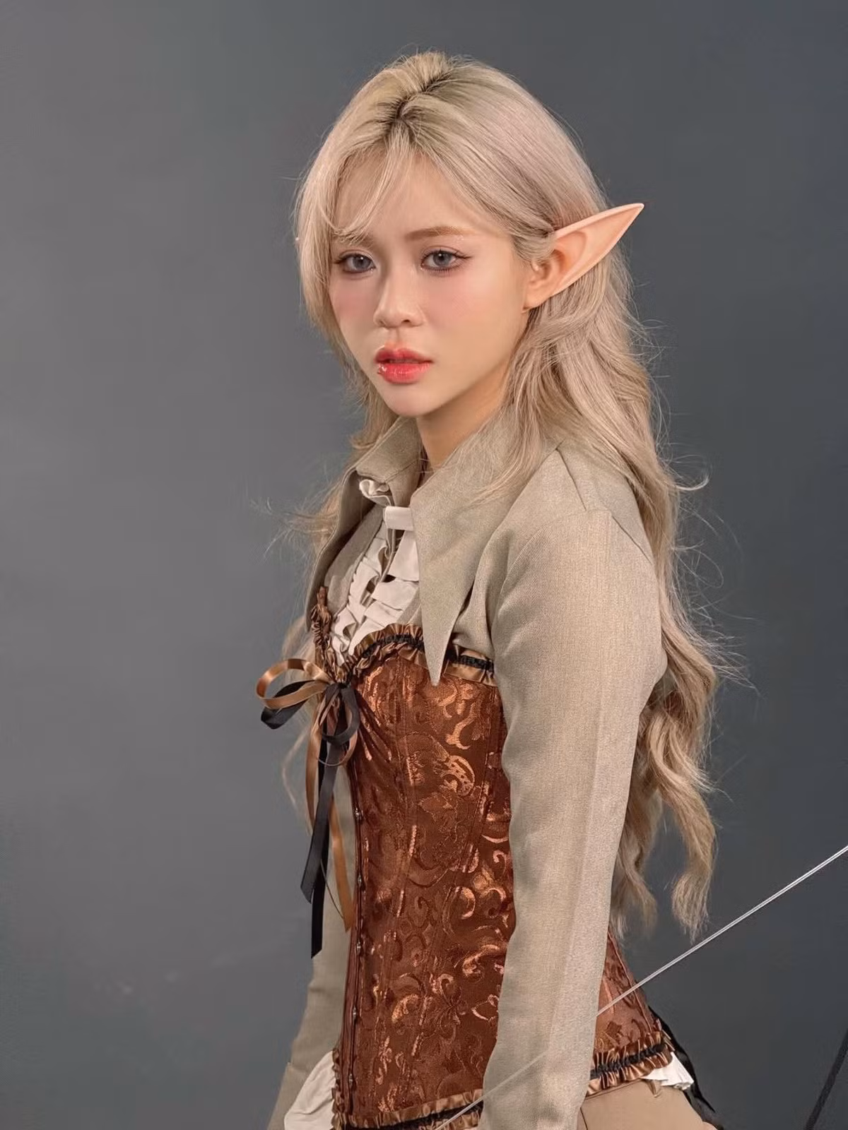 Không ít người hâm mộ bày tỏ sự thích thú trước hình ảnh mới mẻ này của Misthy, cho rằng dù là ảnh cưới thật hay chỉ là concept, nữ streamer vẫn ghi điểm nhờ visual ngày càng thăng hạng. Một số ý kiến khác thì mong cô sớm lên tiếng làm rõ để tránh những đồn đoán không cần thiết lan rộng.