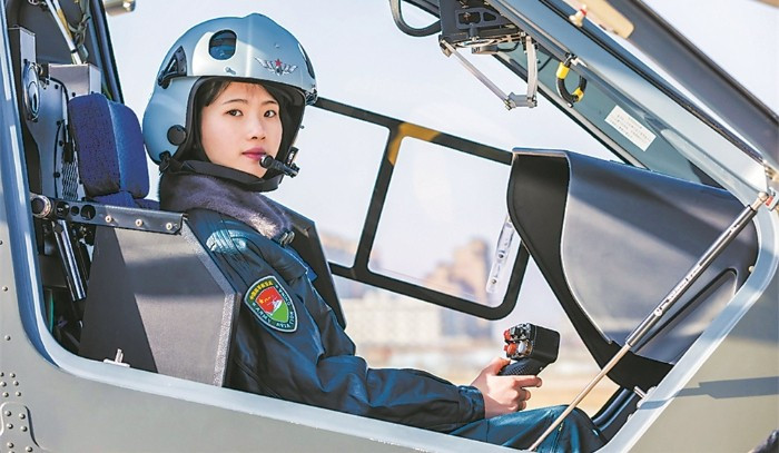 Nhiều người cũng thường so sánh Từ Phong Xán với nữ diễn viên Hàn Quốc Song Hye Kyo thời trẻ, với visual "vạn người mê".