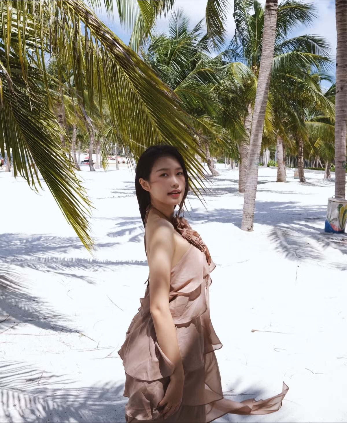 Vừa tài năng, vừa nhan sắc, lại sở hữu tình yêu ngọt ngào, gia đình hot nhất làng bóng đá VIệt Nam luôn biết cách khiến công chúng phải "tan chảy" mỗi lần xuất hiện.