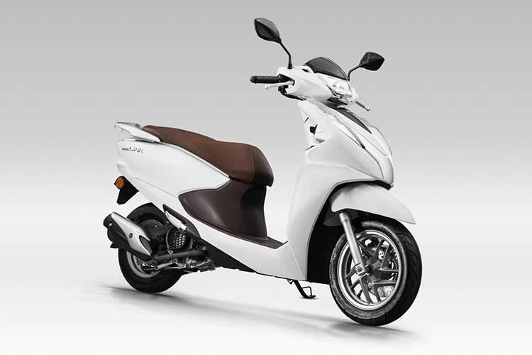 Do có nhiều sự tương đồng giữa LD125Link và LEAD nên khả năng mẫu xe này được phân phối chính thức tại thị trường Việt Nam là không cao. Tuy nhiên, rất có thể mẫu xe Honda LEAD phiên bản mới sẽ được thay đổi và bổ sung trang bị, công nghệ giống với LD125Link.