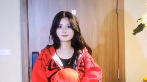 Vẻ đẹp nhẹ nhàng, tự nhiên của cô nàng hoàn toàn không phụ sự kỳ vọng của người hâm mộ, thậm chí còn vượt xa so với tưởng tượng của nhiều người.