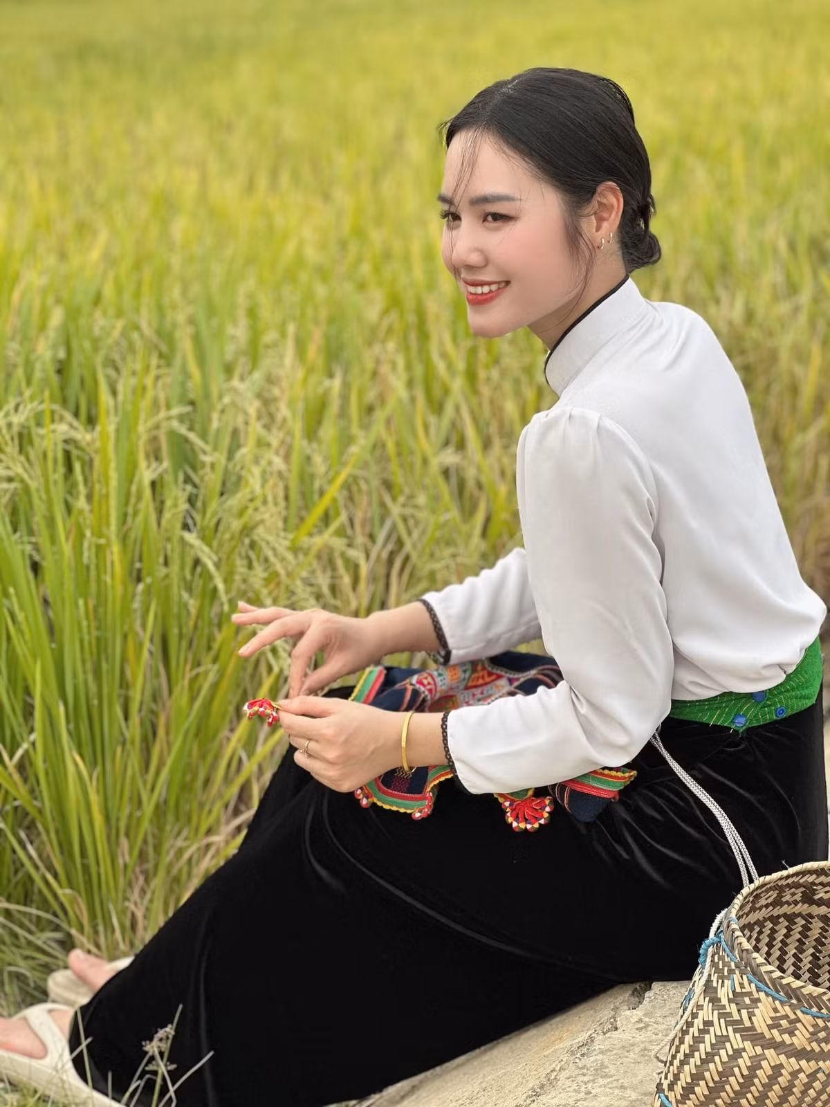 Sau đó, cặp đôi bằng tuổi bắt đầu tìm hiểu rồi tiến tới hẹn hò vào cuối năm 2024. Nữ chiến sĩ ấn tượng bạn trai là người dễ thương, vui vẻ và chu đáo. Thời điểm tham gia A50, A80, cô cũng được nửa kia động viên, tiếp thêm nhiều động lực để hoàn thành tốt nhiệm vụ.