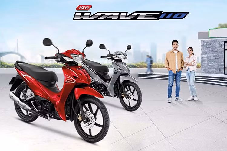 Với thông số kỹ thuật được công bố, xe có thể giúp bạn yên tâm trên những hành trình dài mà không cần lo lắng nhiều về việc đổ xăng. Tại thị trường Thái Lan, giá xe Honda Wave 110i 2025 có mức niêm yết dao động từ 44.200 – 46.900 baht (khoảng 35-37,25 triệu đồng).