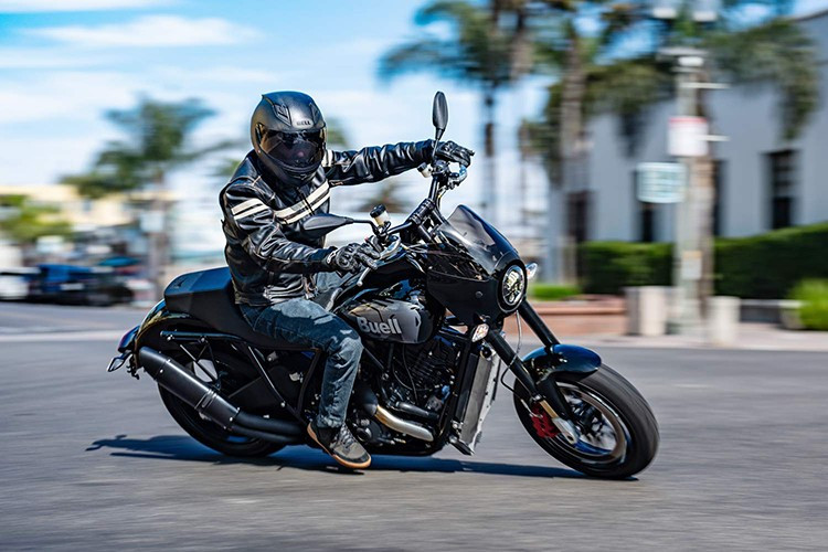 Cả hai mẫu xe dự kiến sẽ được tung ra thị trường vào mùa thu năm 2025. Xe có mở bán trên website chính thức nên những ai muốn mua có thể đặt hàng.