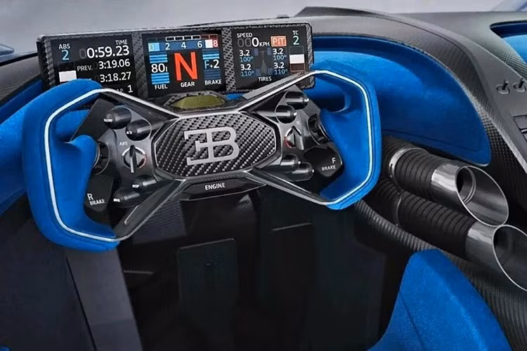 Dean Lanzante, CEO của công ty, giải thích lý do tại sao Bolide là ứng cử viên lý tưởng cho việc chuyển đổi. "Chúng tôi hiện đang phát triển Bugatti Bolide, một mẫu xe có một số điểm tương đồng với xe thương mại", ông tiết lộ.