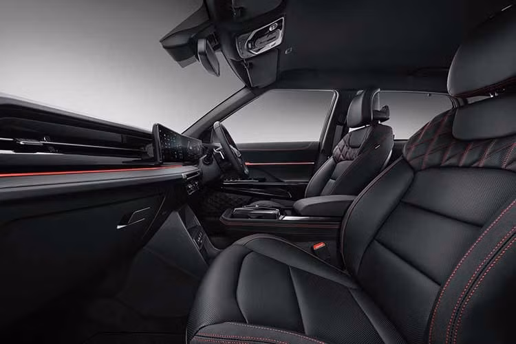 Để chào mừng sự ra mắt, công ty có chương trình ưu đãi giá giới thiệu, giảm giá bán đề nghị cho người mua cá nhân xuống 2.000 AUD, còn 48.000 AUD cho mẫu KGM Actyon Hybrid K50 2027 và 51.000 AUD cho mẫu K60. Theo tỷ giá hiện tại, con số này tương đương 875 triệu đồng và 929 triệu đồng.