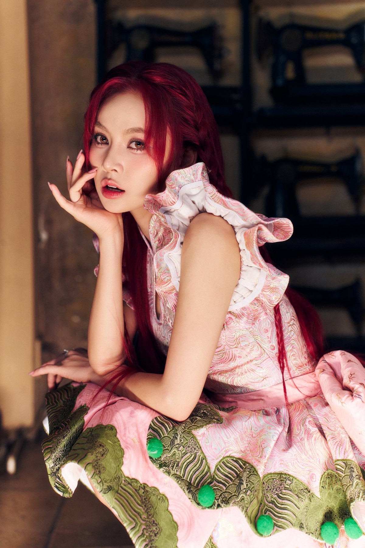 Bên cạnh hoạt động nghệ thuật, Ngô Lan Hương cũng thường xuyên chia sẻ những khoảnh khắc đời thường tích cực, truyền năng lượng lạc quan đến người hâm mộ. Chính sự gần gũi, chân thành ấy giúp cô giữ được thiện cảm lớn từ công chúng, đặc biệt là khán giả trẻ.