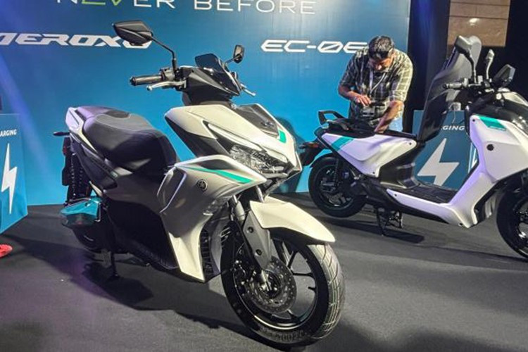 View - Yamaha Aerox E 2026 - sẵn sàng "khuấy động" thị trường xe máy điện | Báo Tri thức và Cuộc sống - TIN TỨC PHỔ BIẾN KIẾN THỨC 24H