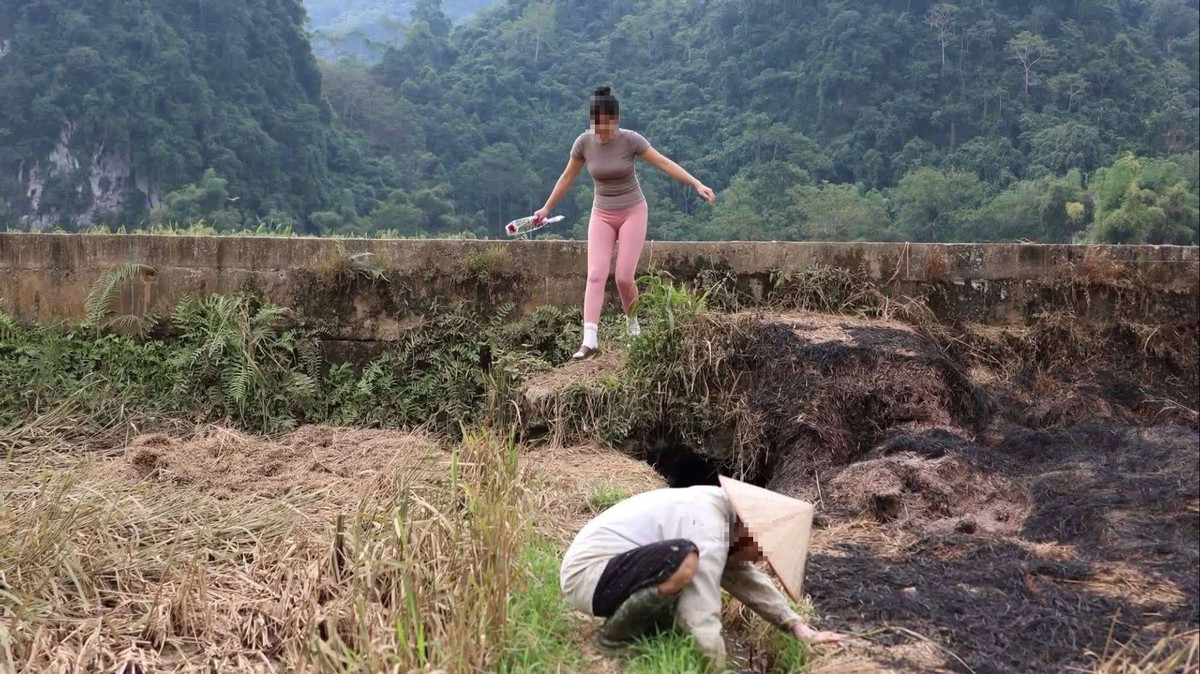 Theo tìm hiểu, cô gái này có tên viết tắt là L., 18 tuổi, sở hữu kênh YouTube với hơn 18 nghìn lượt follower; chuyên chia sẻ về cuộc sống ở Hà Giang. Chuyện mặc quần tập trong phòng tập gym ra đường cũng chẳng phải lần đầu, trên kênh YouTube cá nhân, cô gái này cũng ưu tiên những trang phục như quần tập gym, quần short, chân váy ngắn,...