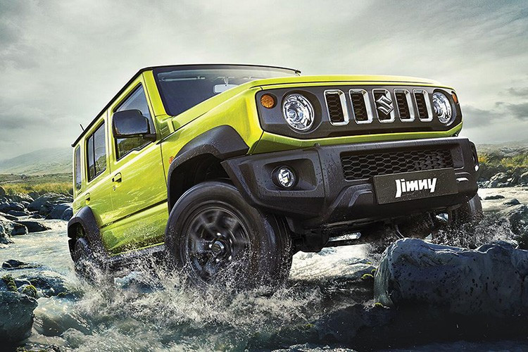 Trong khi đó, kế hoạch phát triển Jimny chạy điện hoàn toàn đã bị loại bỏ. Năm ngoái, Chủ tịch Toshihiro Suzuki khẳng định mẫu xe này sẽ tiếp tục sử dụng động cơ đốt trong thông thường trong lúc hãng tập trung nghiên cứu các loại nhiên liệu thay thế khác. Điều đó đồng nghĩa với việc Suzuki Jimny EV từng được đề xuất cho thị trường châu Âu sẽ không được hiện thực hóa.