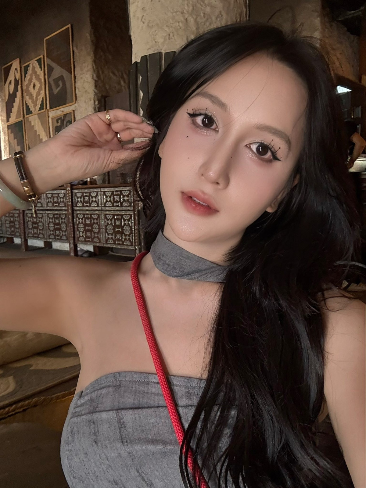 Nguyễn Hoàng Học (sinh năm 1997, đến từ TP.HCM) nhận được nhiều sự yêu mến bởi vẻ ngoài xinh đẹp cùng tính cách vui vẻ, hài hước.