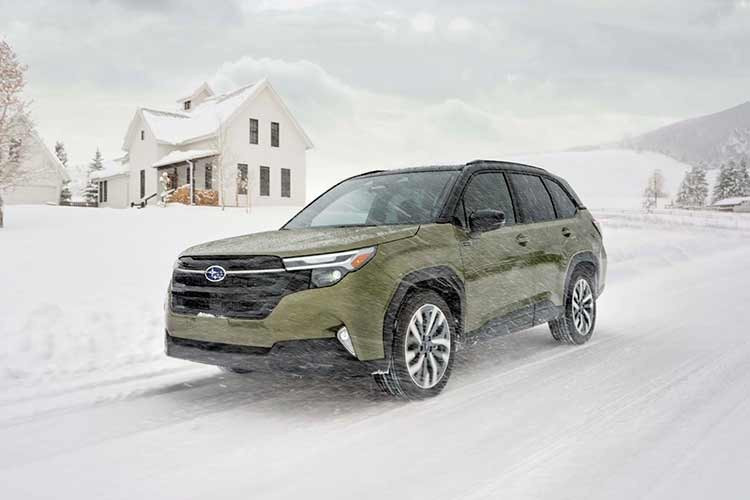 Subaru tiếp tục đẩy mạnh chiến lược điện hóa khi chính thức đưa mẫu Forester Hybrid vào sản xuất tại nhà máy Subaru of Indiana (SIA), Mỹ. Đây là bước đi chiến lược nhằm tận dụng xu hướng thị trường, tối ưu hóa chi phí và chuẩn bị cho các chính sách ưu đãi xe điện trong tương lai.