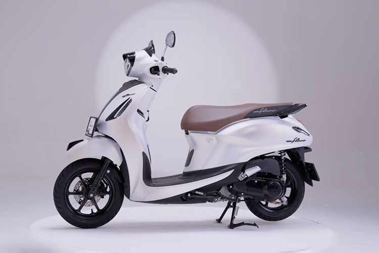 Hệ thống Electric Power Assist Start tiếp tục đóng vai trò hỗ trợ lực điện trong giai đoạn đề-pa, giúp xe tăng tốc mượt mà, phản hồi nhanh hơn, đồng thời tối ưu hiệu quả tiết kiệm nhiên liệu.