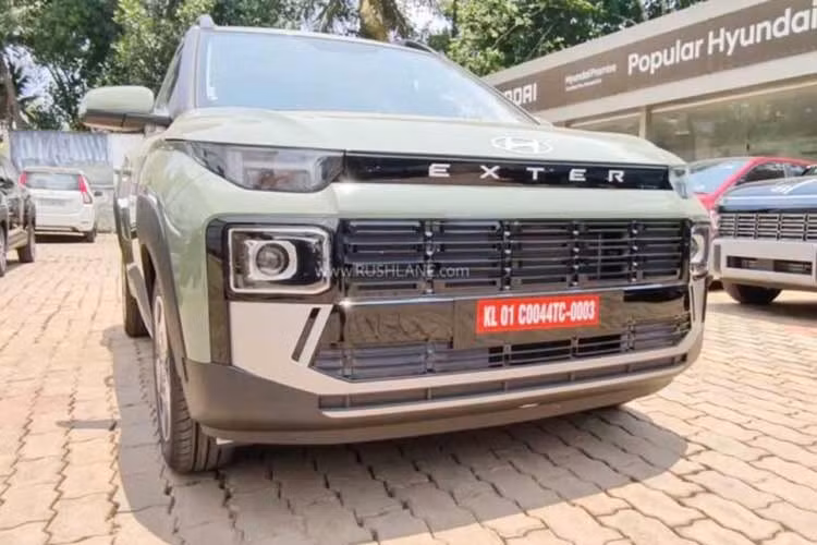 Cách đây vài năm, mẫu xe SUV cỡ nhỏ Hyundai Exter từng được đồn sẽ bán ở Việt Nam. Tuy nhiên, tin đồn này đã không trở thành sự thực, thay vào đó, Hyundai đưa Venue về bán ở Việt Nam.