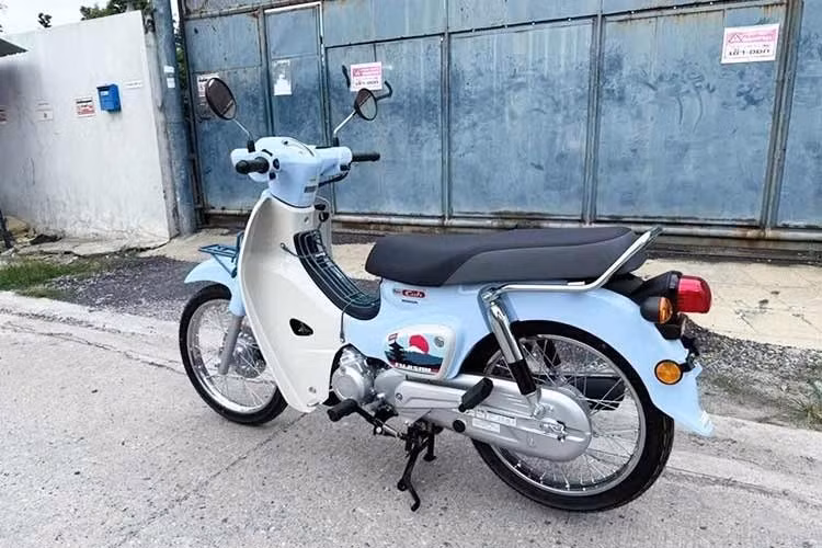 Xe được trang bị khối động cơ Smart Engine 110cc, 4 kỳ, SOHC, làm mát bằng không khí, cho công suất 9,1 mã lực và mô-men xoắn 9,3 Nm, kết hợp với hộp số 4 cấp và hệ thống phun xăng điện tử PGM-FI. Mức tiêu thụ nhiên liệu được công bố ở mức 1,4 lít/100 km.