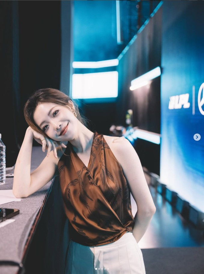 Iris xứng đáng là "nữ thần" mới của LPL