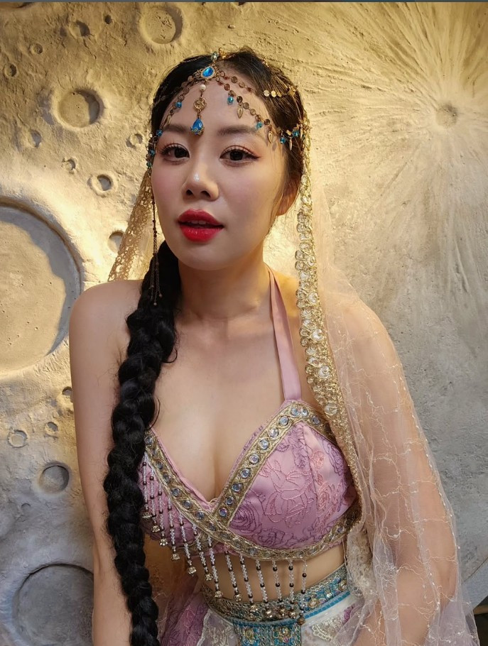 Sau khi rời xa môi trường thi đấu chuyên nghiệp, cuộc sống của Lã Phi Yến có nhiều chuyển biến tích cực. Cô dành thời gian chăm sóc bản thân, theo đuổi lối sống lành mạnh và xây dựng hình ảnh cá nhân năng động, hiện đại trên mạng xã hội.