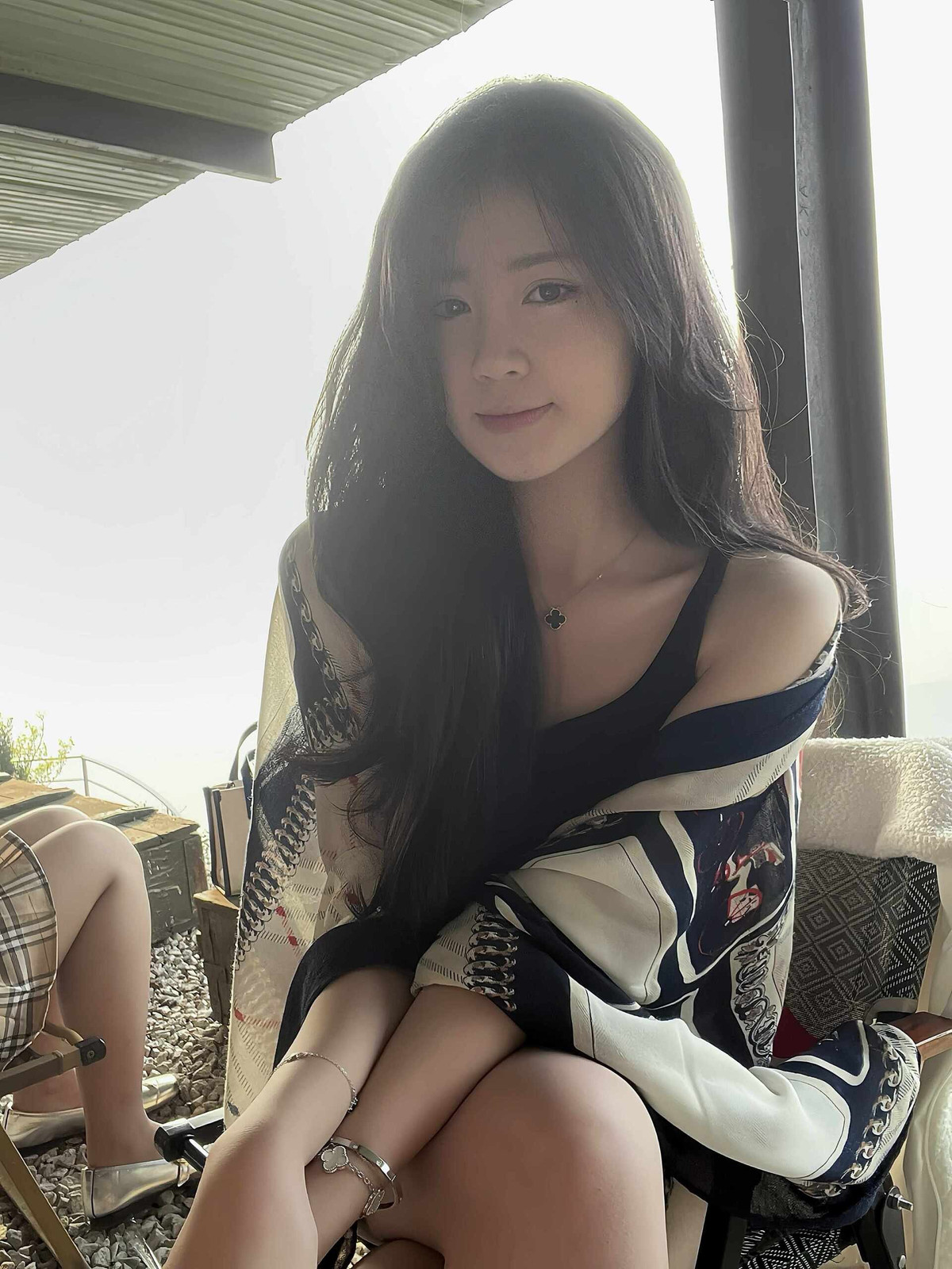 Thu Hương đã tham gia luyện tập cho sự kiện này từ tháng 5/2025. Hàng ngày các chiến sĩ thức dậy từ 5h, ra thao trường tập luyện từ 6h-10h30 và 14h30-18h30. Ảnh: FBNV