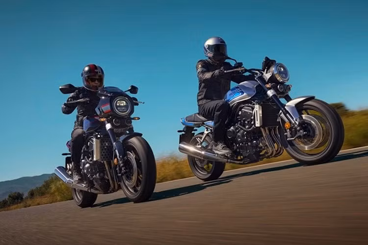 Bánh xe nhôm năm chấu nhẹ được cho là lấy từ ý tưởng ban đầu của CBR1000RR-R Fireblade và đi kèm với lốp trước và sau có kích thước 120/70×17 và 180/55×17. Về mặt điện tử, chiếc xe mới được trang bị hệ thống chống bó cứng phanh ABS khi vào cua và kiểm soát bốc đầu nhờ cảm biến chuyển động IMU 6 trục.