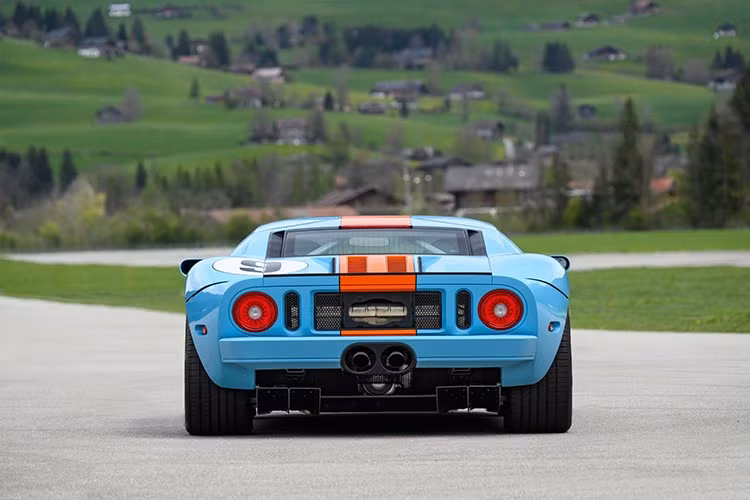 Lịch sử của chiếc xe bao gồm 2 sự cố nhỏ: một vụ va chạm đuôi xe vào tháng 11 năm 2005 và một vụ lật xe vào tháng 10 năm 2006, dẫn đến hư hỏng gầm xe. Tuy nhiên, cả hai đều được báo cáo là nhỏ và phù hợp với mục đích sử dụng xe trong thử nghiệm và công tác truyền thông.