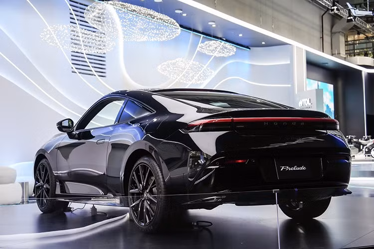 Việc Honda lựa chọn Thái Lan là thị trường ASEAN đầu tiên để giới thiệu mẫu xe cuope thể thao Prelude 2026 mới cho thấy định hướng rõ ràng trong chiến lược mở rộng dòng coupe hybrid tại khu vực.
