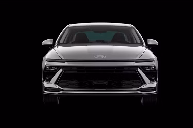 Bằng việc bổ sung phiên bản hybrid giá rẻ và phiên bản thể thao tiện nghi, Hyundai cho thấy cách tiếp cận linh hoạt để giữ vững thị phần sedan vốn đang dần bị lấn át bởi SUV.