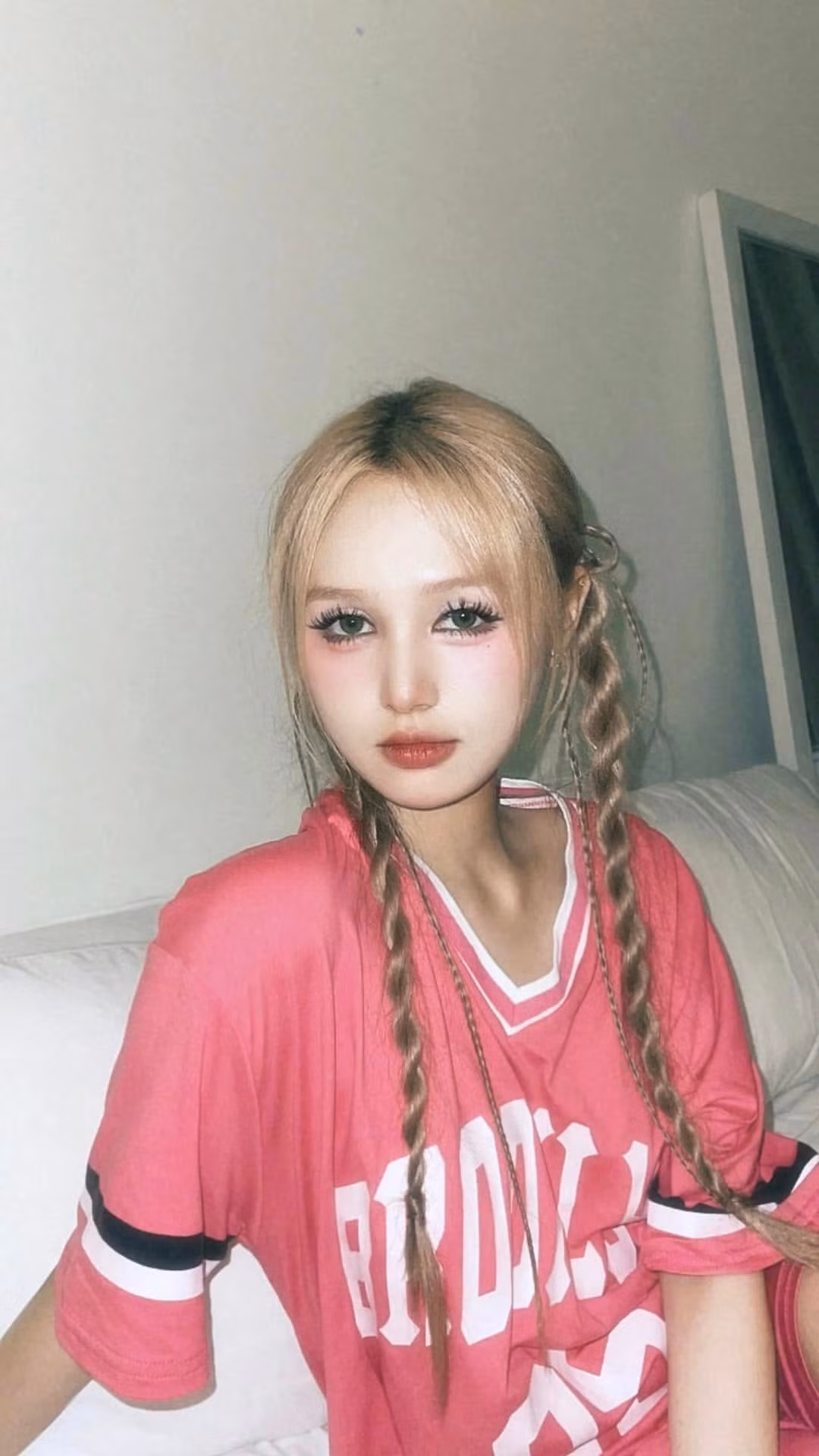 Dạo gần đây, hot girl sinh năm 2002 tiết lộ bản thân đang phải siết chặt chế độ ăn uống để kiểm soát cân nặng.