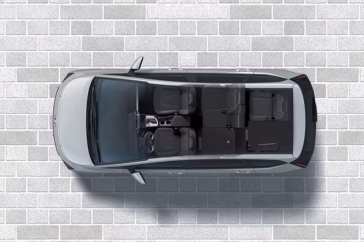 Ngoài ra, kích thước tổng thể của xe dự kiến không thay đổi, với các thông số chiều dài x rộng x cao lần lượt là 4.495 x 1.815 x 1.710 mm, chiều dài cơ sở 2.780 mm và khoảng sáng gầm 200 mm. Đây vốn là kích thước tương đối ấn tượng trong phân khúc MPV đô thị.