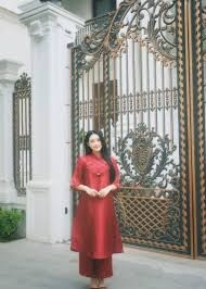 View - Mặc áo dài đẹp như Doãn Hải My, sắc vóc 'bất bại' | Báo Tri thức và Cuộc sống - TIN TỨC PHỔ BIẾN KIẾN THỨC 24H