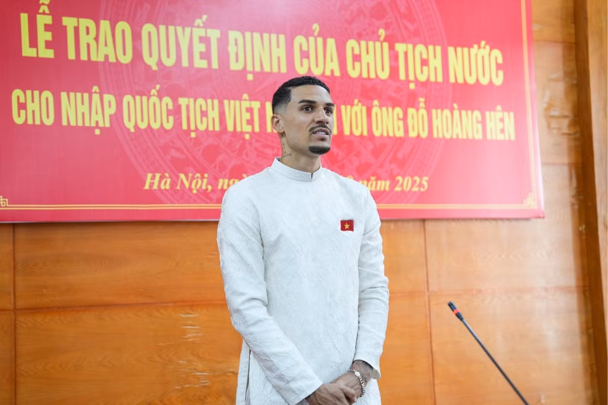 Sau hai mùa bóng thành công, Hendrio chuyển đến Thép Xanh Nam Định và tiếp tục tỏa sáng. Trong mùa giải 2023/2024, anh là một trong những cầu thủ có phong độ ổn định nhất, góp công lớn trong chuỗi trận thăng hoa của đội bóng thành Nam.