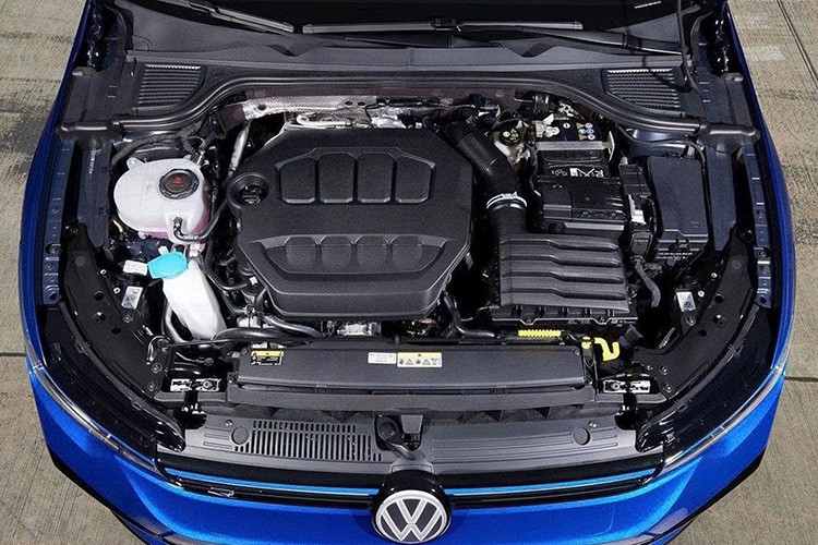 View - Cận cảnh Volkswagen Golf vừa ra mắt Việt Nam, từ 798 triệu đồng | Báo Tri thức và Cuộc sống - TIN TỨC PHỔ BIẾN KIẾN THỨC 24H