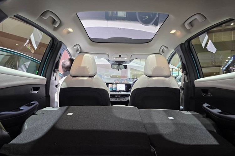 View - Ch tiết Nissan LEAF 2026 - xe SUV điện công nghệ từ 897 triệu đồng | Báo Tri thức và Cuộc sống - TIN TỨC PHỔ BIẾN KIẾN THỨC 24H