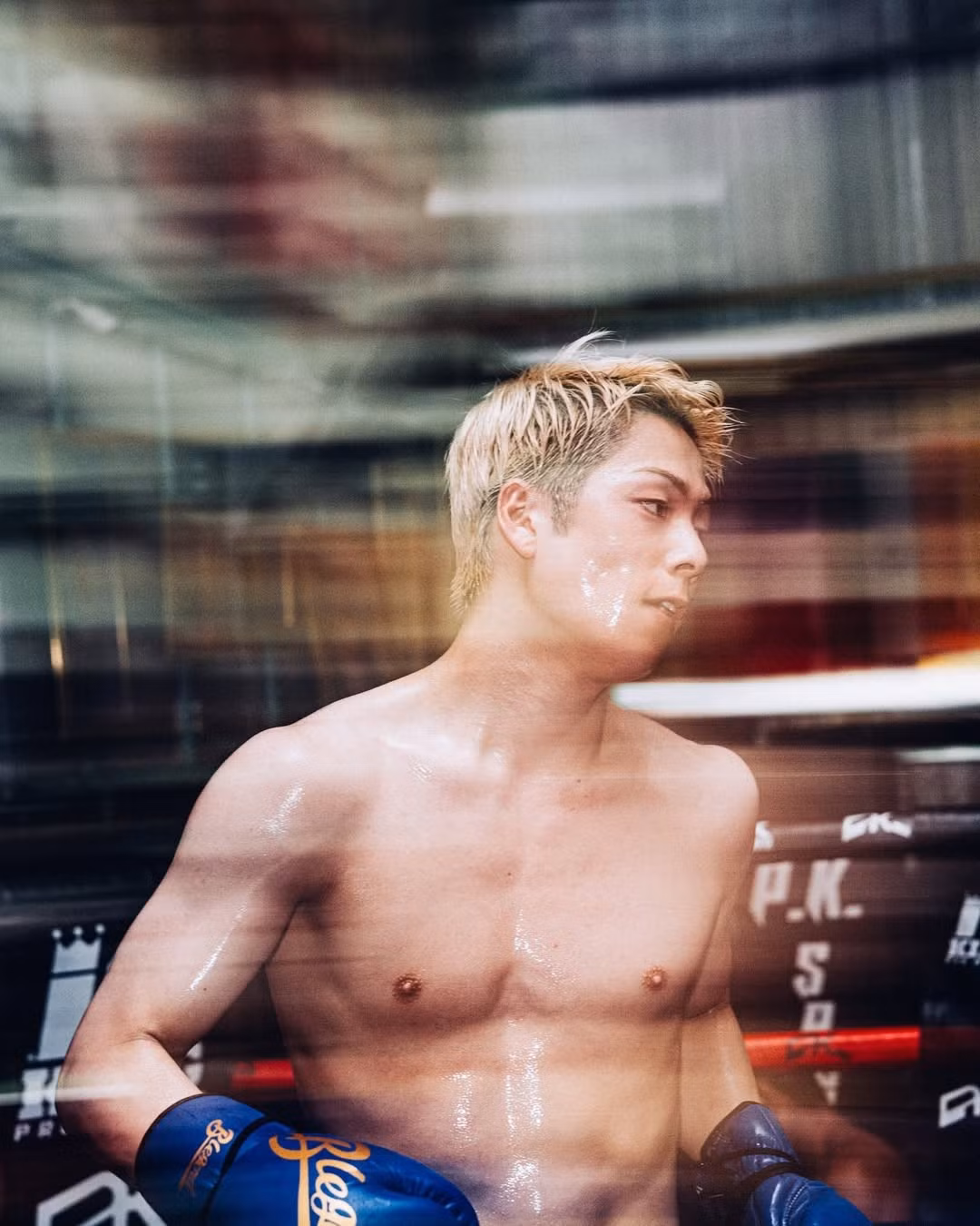 Mới đây, võ sĩ gen Z người Nhật Bản khiến fan nữ đứng ngồi không yên với khoảnh khắc trước và sau trận đấu, thể hiện visual đỉnh cao nhưng cũng lột xả nỗi đau của nghề võ sĩ. T