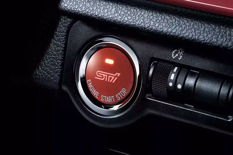 Phiên bản BRZ Series Yellow nổi bật được giới hạn chỉ 350 chiếc, so với 500 chiếc của phiên bản đặc biệt BRZ Series Purple sắp ra mắt. Màu sơn này trước đây đã được sử dụng trên các mẫu xe như XV Crosstrek, BRZ STI Sport và WRX STI S207.