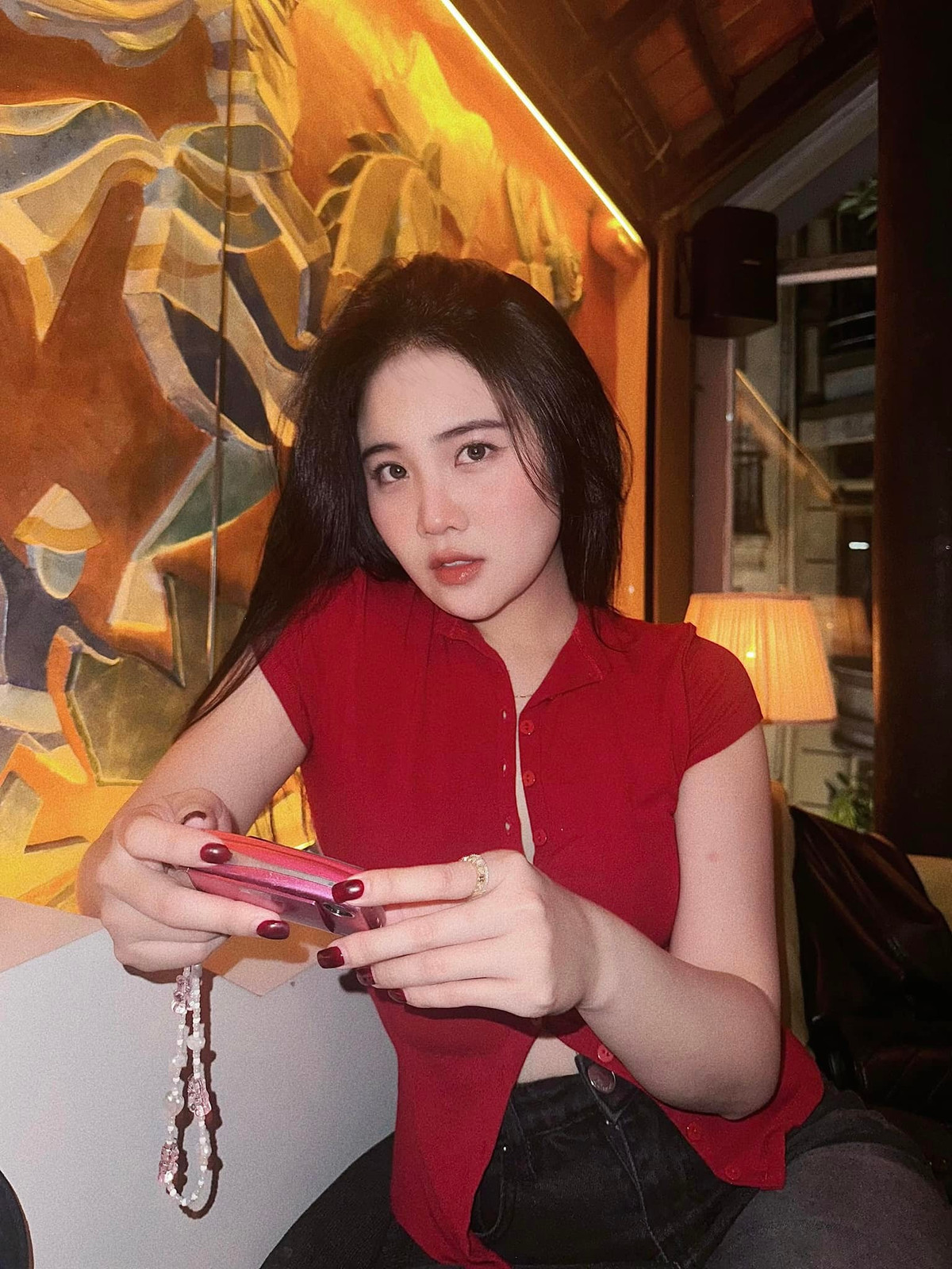 Nhan sắc của "tình cũ" Đoàn Văn Hậu khiến nhiều người phải trầm trồ.