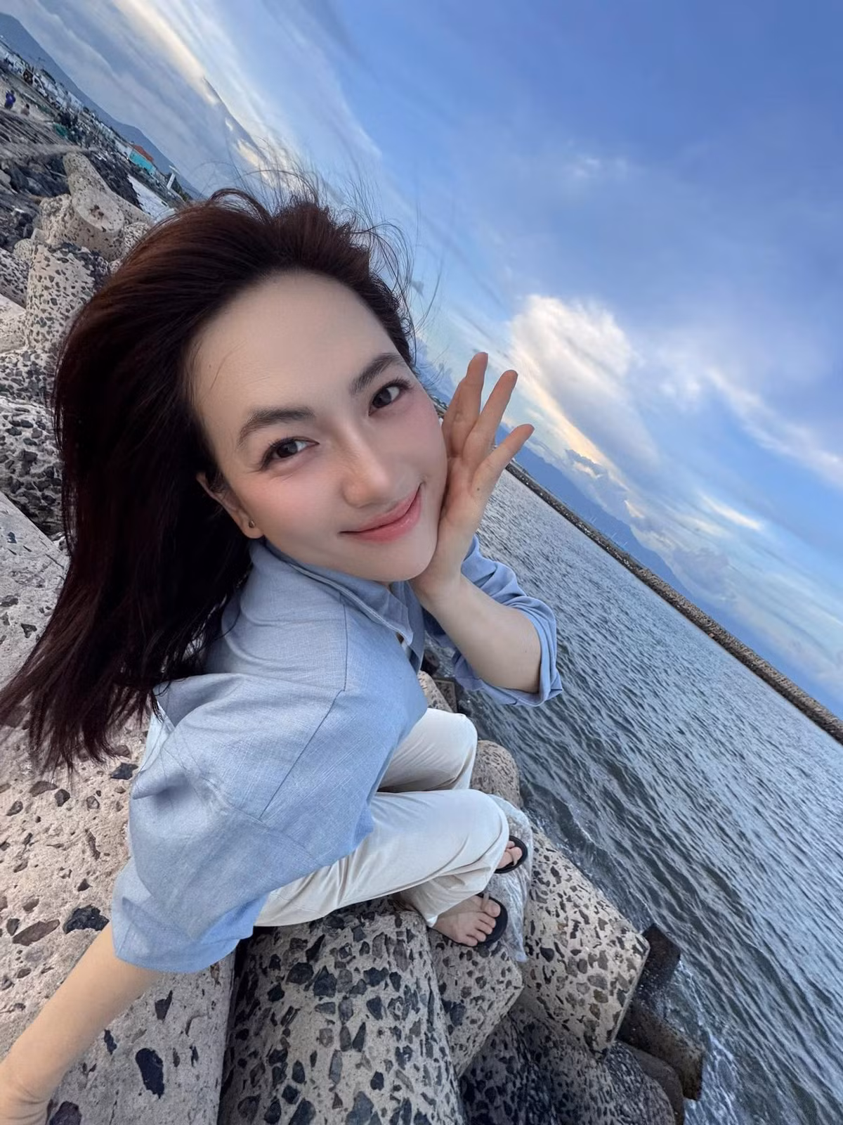 Những năm gần đây, nữ diễn viên liên tục ghi dấu ấn với các tác phẩm nghệ thuật và thương mại, đặc biệt là vai chính trong bộ phim điện ảnh Mai (2024) đạt doanh thu kỷ lục.