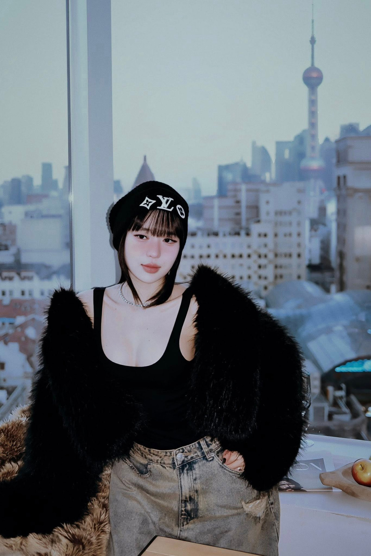 View - Con dâu “ông trùm điện tử Sài Gòn” lên đồ ôm sát body, khoe sắc vóc gợi cảm | Báo Tri thức và Cuộc sống - TIN TỨC PHỔ BIẾN KIẾN THỨC 24H